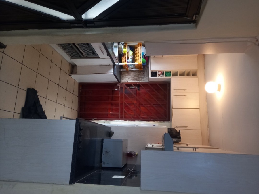 2 Bedroom Property for Sale in Delft Western Cape